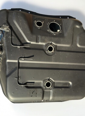 三菱V31V33V43V45猎豹Q6黑金刚2030主燃油箱汽油箱总成MB926344