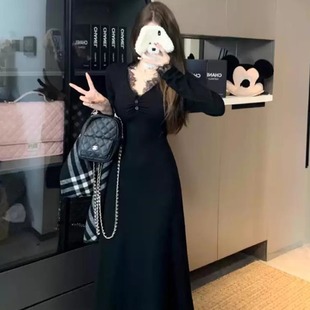 黑色蕾丝v领连衣裙女秋冬加绒加厚裙子内搭打底裙收腰显瘦a字长裙