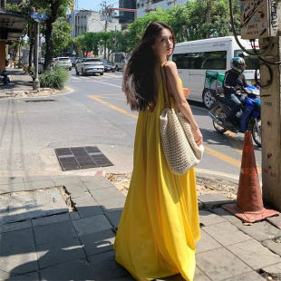泰國三亞旅行穿搭露背沙灘長裙子女夏海邊度假拍照衣服吊帶連衣裙