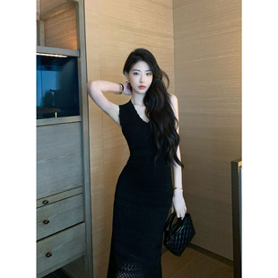 纪金其高级感v领晚礼服连衣裙气质纯上显瘦收腰褶皱包臀长裙裙子