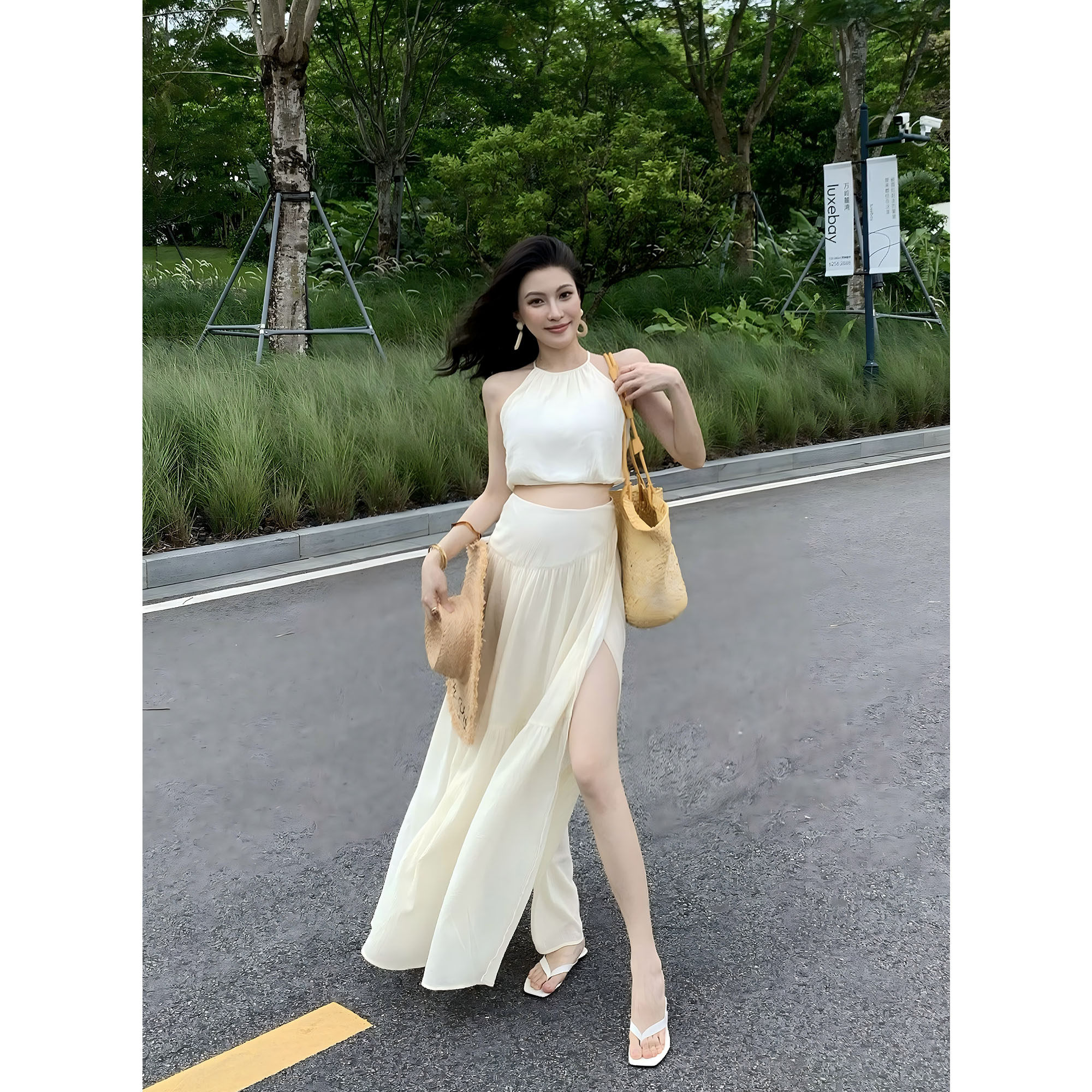 开叉显瘦百搭半身裙女时尚洋气