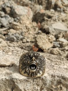 纯手工孤品制作，排单需30天，慢工出细活，不接急单，介意勿拍