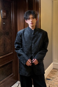 C316 XZ854 P158198春夏新款新中式时尚刺绣西服外套黑白图片