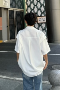 C316 CS160 P58夏装新款短袖衬衫白色褶皱设计时尚立体衬衣个性潮图片