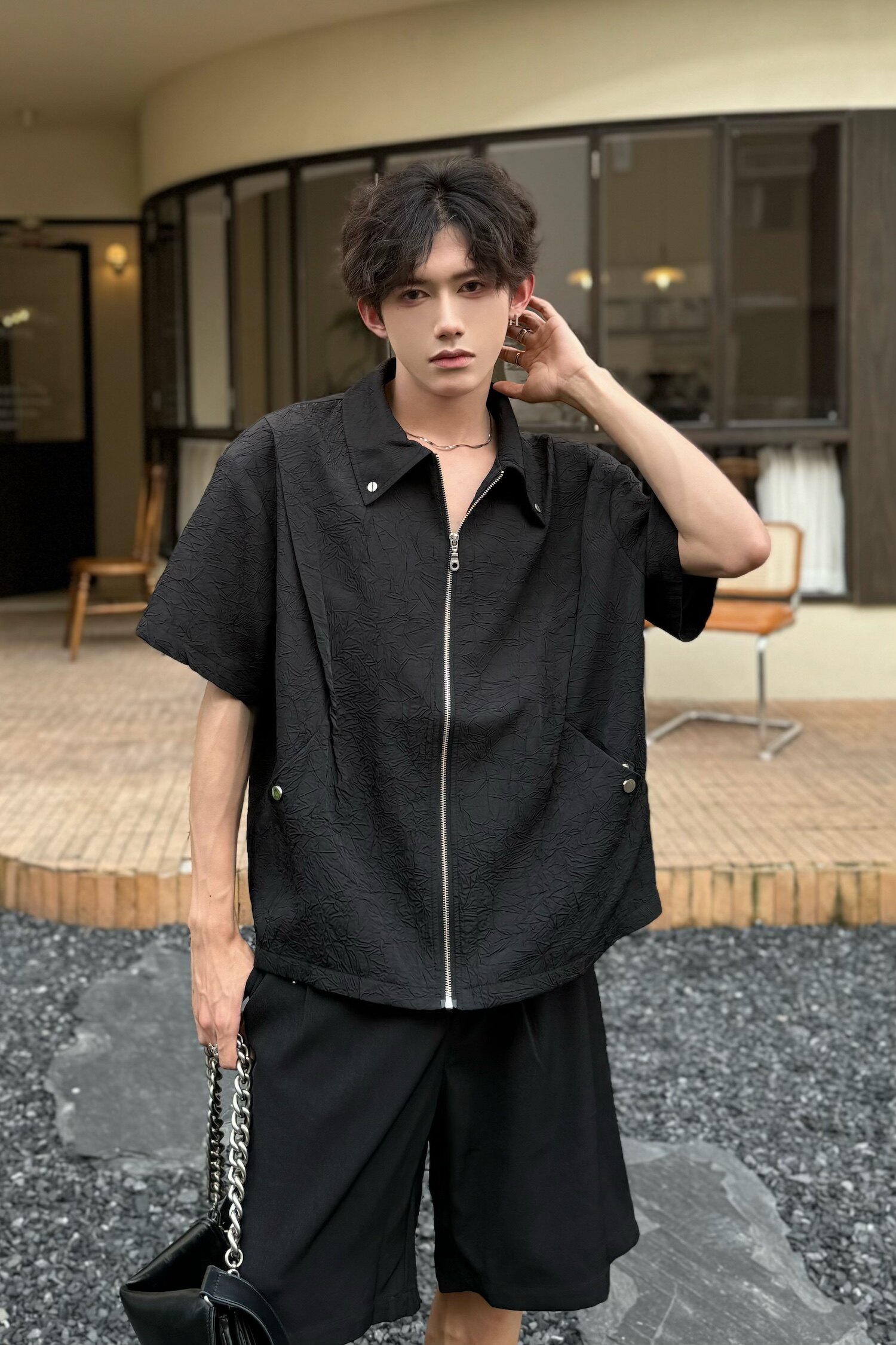 C316 CS1149 P58 夏装新款短袖衬衫时尚百搭衬衣黑色拉链褶皱设计图片