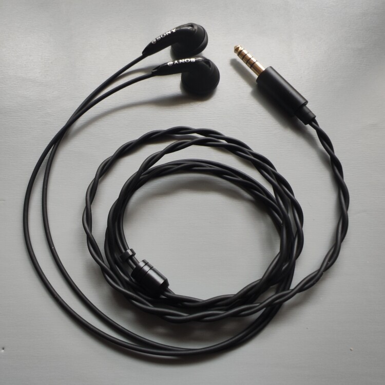 DIY定制大法高性价比E808经典HIFI入门神塞重低音平头塞4.4MM平衡