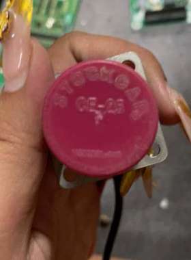 议价HVG1S402MCYY   Amphenol安费诺连接器询价