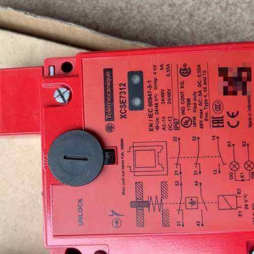 议价安全限位器，带XCSZ05配件，带包装欢迎老板打扰询价