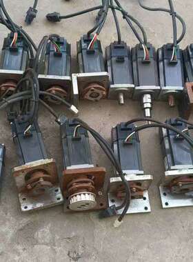 议价J2S伺服电机，HC-KFS43,实物拍摄，功能包好询价