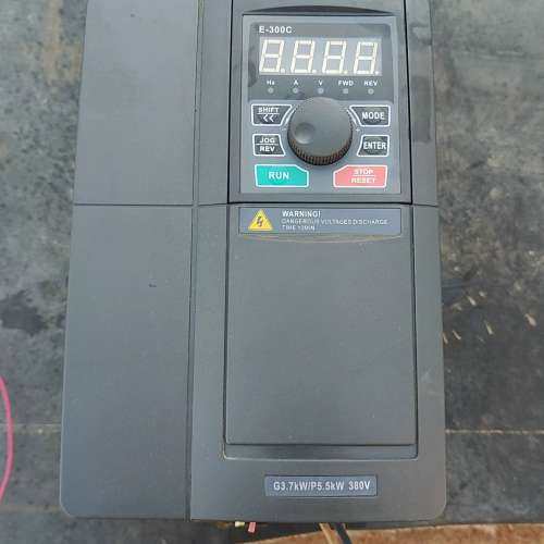 议价紫日变频器ZVF300-G3R7/P5R5T4S，3·7/5询价