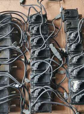 适用伺服电机7系，型号SGM7J-04AFC6S  40议价