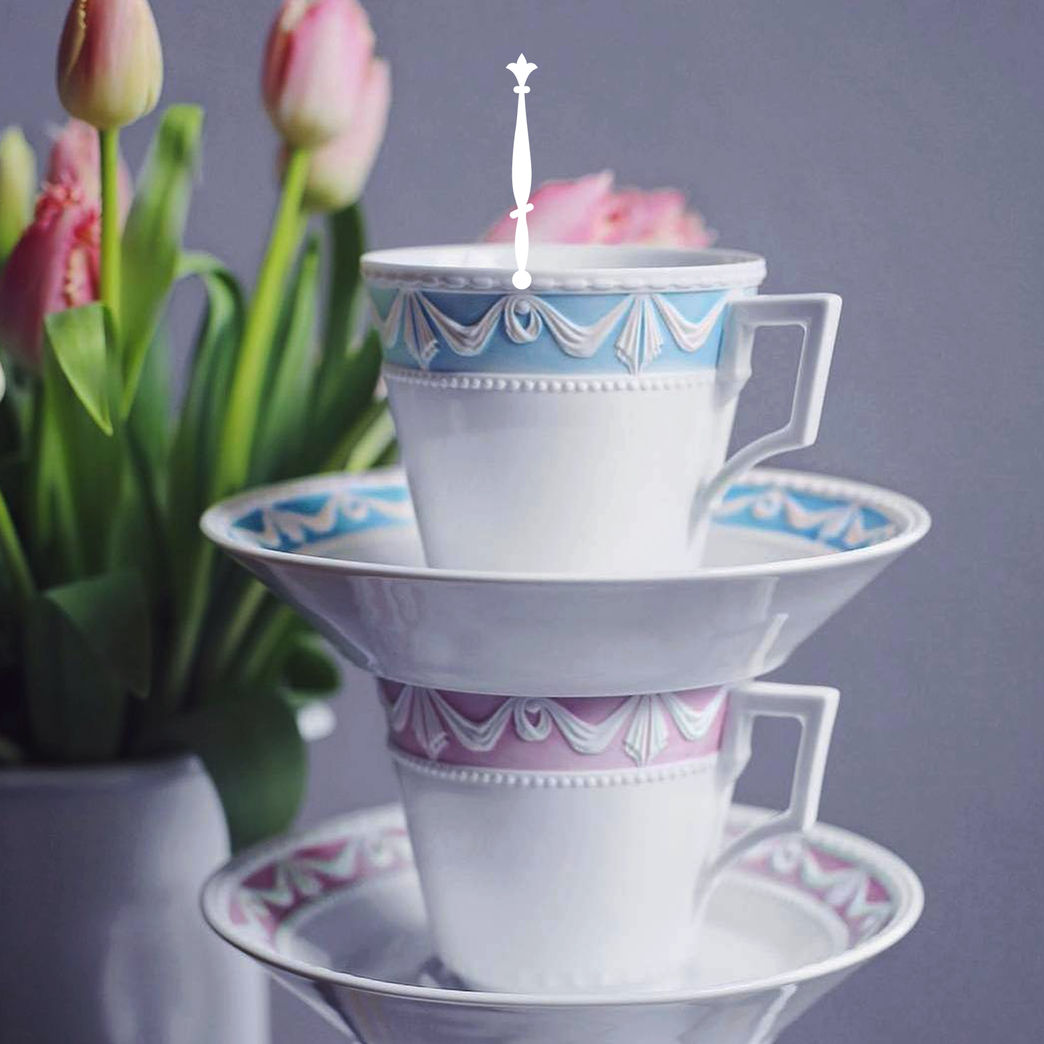 德国KPM瓷器库尔兰粉彩手工素瓷哑光帷幔浮雕咖啡杯甜点盘手握杯