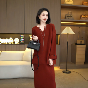 秋冬女一整套松弛感气质显瘦针织上衣半身裙两件套裙装 7050