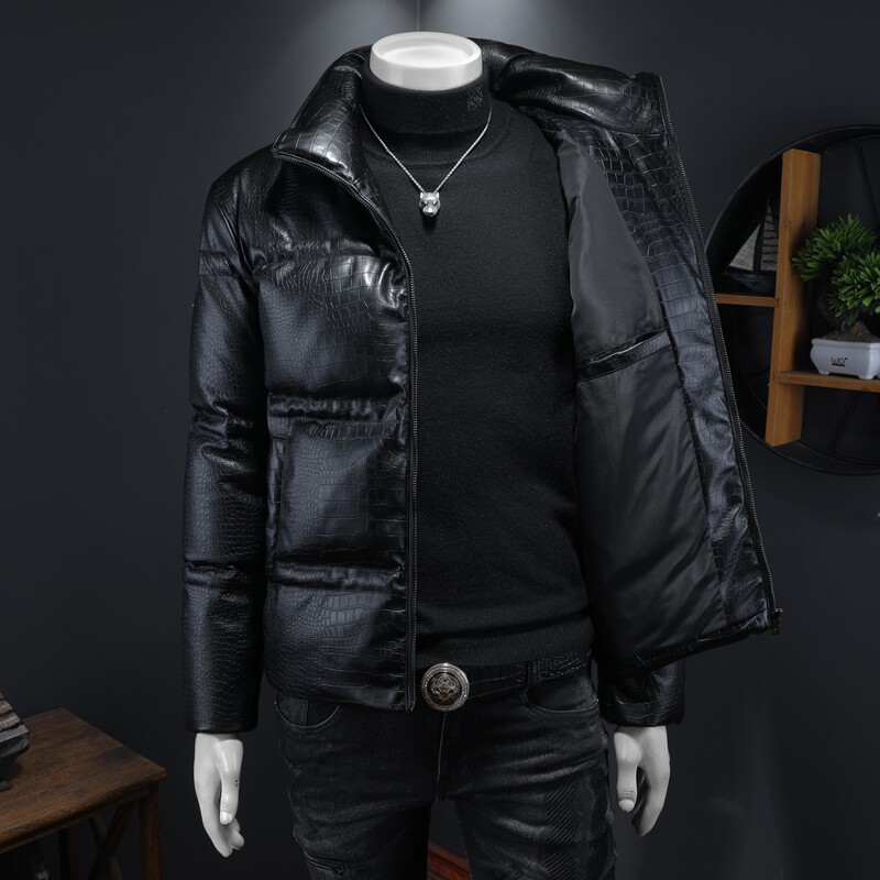 2025秋冬装新款90绒PU皮羽绒服男6006-7717-P320假模图,男装羽绒服,钱塘6006(原3029)