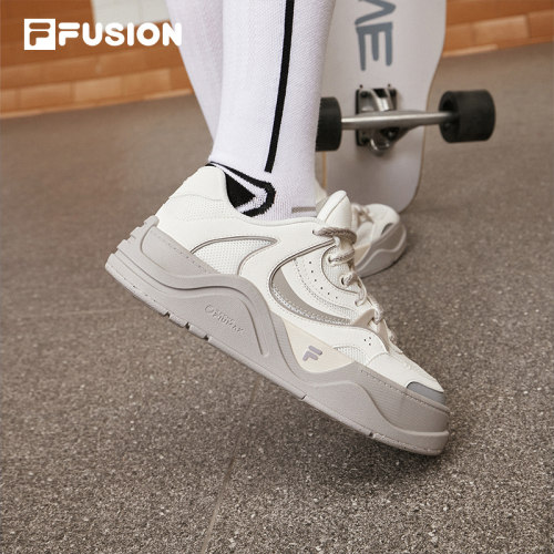 FILAFUSION斐乐女士场下滑板鞋