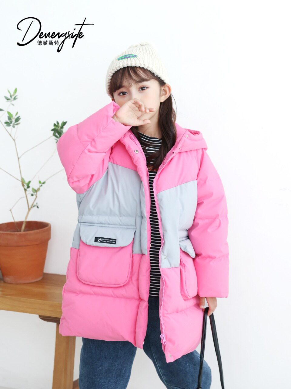 德蒙斯特21冬季新款中长款羽绒服6224222050153