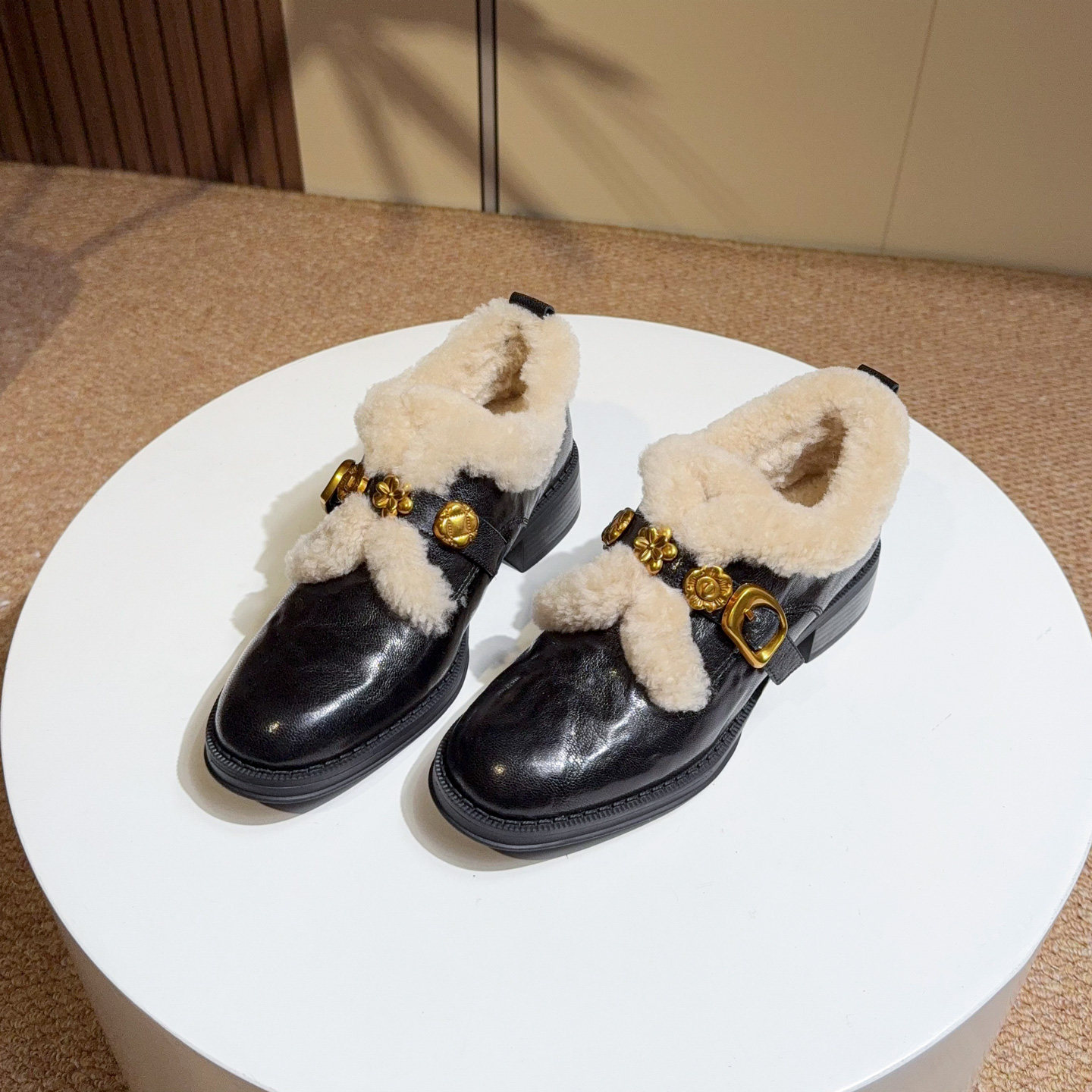 真皮羊毛软皮软底皮带扣乐福鞋女冬加绒一脚蹬低跟粗跟深口毛毛鞋,女鞋,乐福鞋（豆豆鞋）,淘宝优惠券,粉丝福利购,淘宝优惠卷