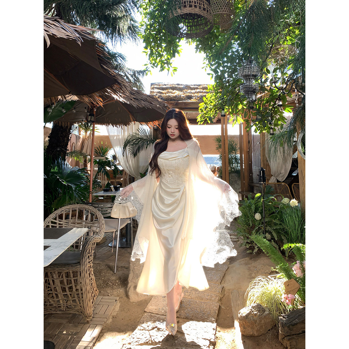 安妮不火 神女感蕾丝刺绣缎面鱼骨礼服裙微胖大码气质千金连衣裙图片
