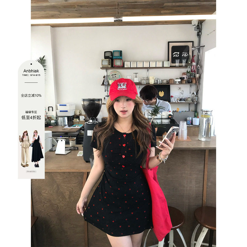 安妮不火恋语织物俏皮感桃心印花连衣裙女微胖大码收腰可爱小裙子图片