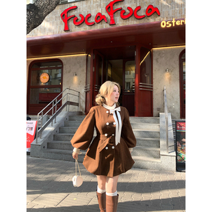 安妮不火 缎面拼接领花苞下摆格纹呢外套女微胖大码收腰格子外套