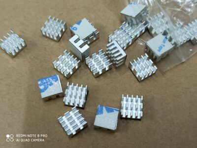 散热器 价 专业用在 SAA7220 SAA7220P/B X SAA7220P/C  2个散热