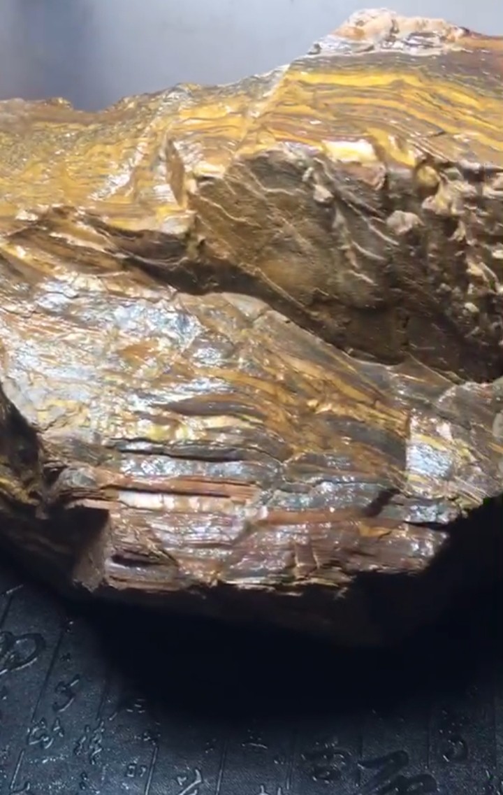 稀有铁炫五彩石铁陨石原石天然气印宇宙星空陨石客厅摆件爆款