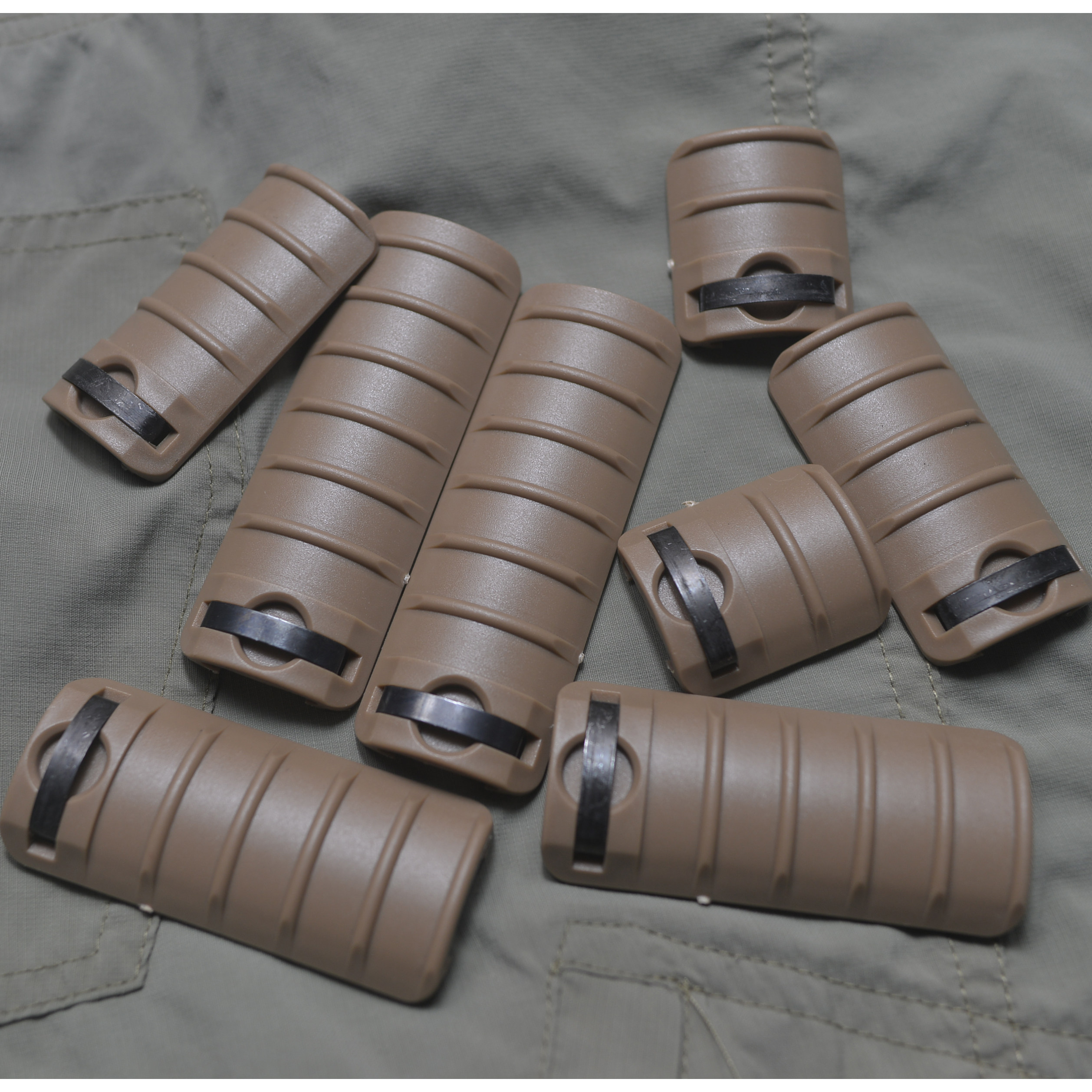 20mm导轨 kac护木片 abs材质 有塑胶拔模点