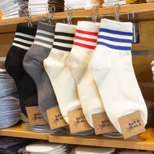 袜子女中筒袜韩版 学院风短袜春秋三杠韩国条纹短袜简约黑色棉袜女