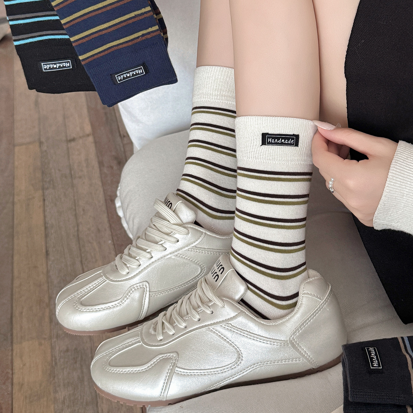 韩国吸汗女棉布标字母无骨中筒袜