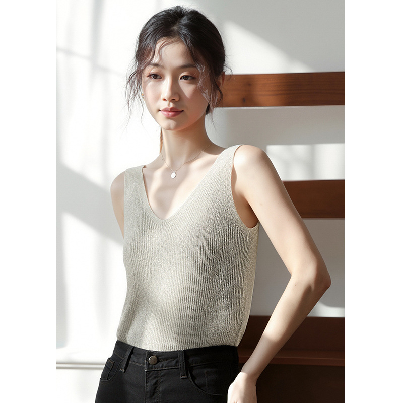 2025年秋冬新款v领无袖针织背心女小个子气质百搭修身显瘦打底衫