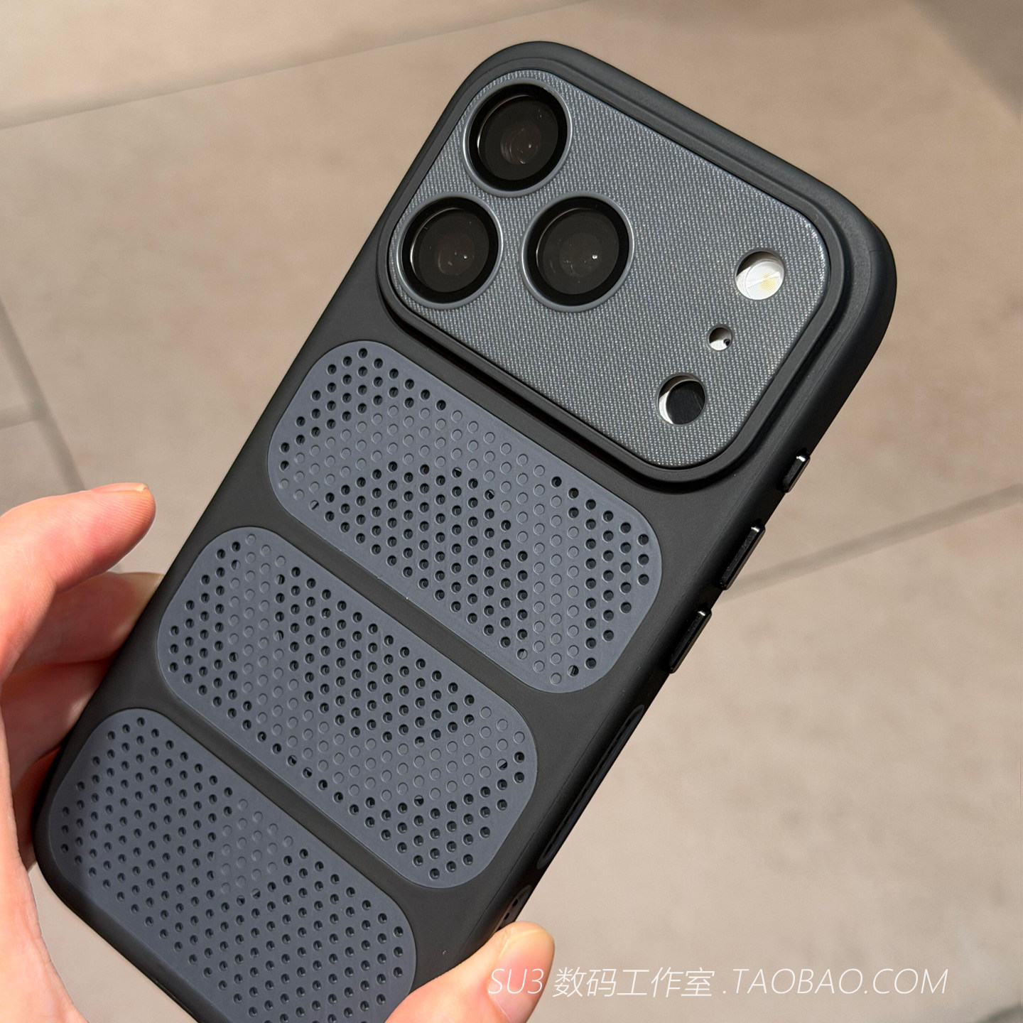 黑色强磁吸防摔适用iPhone17pro苹果17promax手机壳16蜂窝散热15透气14精孔13小众2三星S26ultra撞色肤感防滑