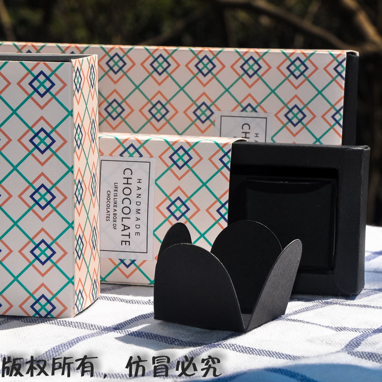 0情人节巧克力盒费列罗配套托纸