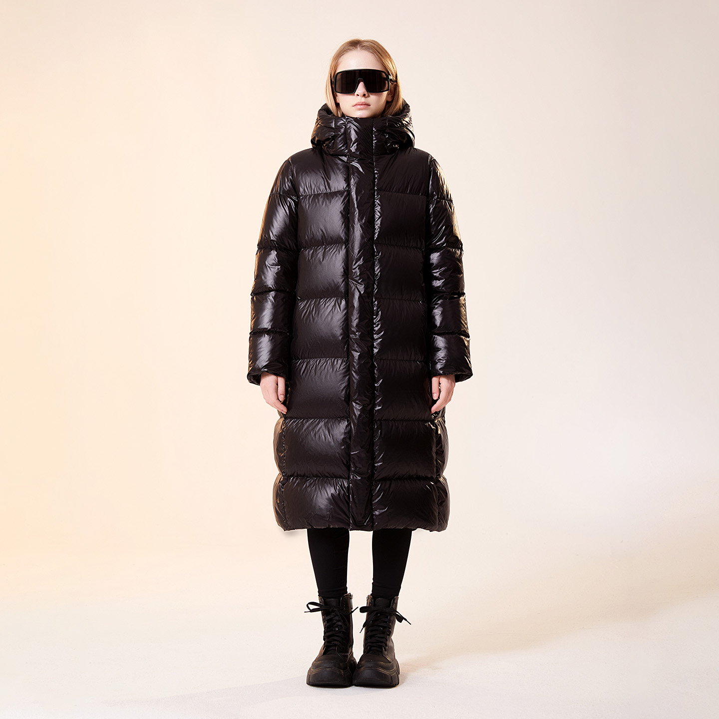 95%白鹅绒加厚连帽情侣羽绒服