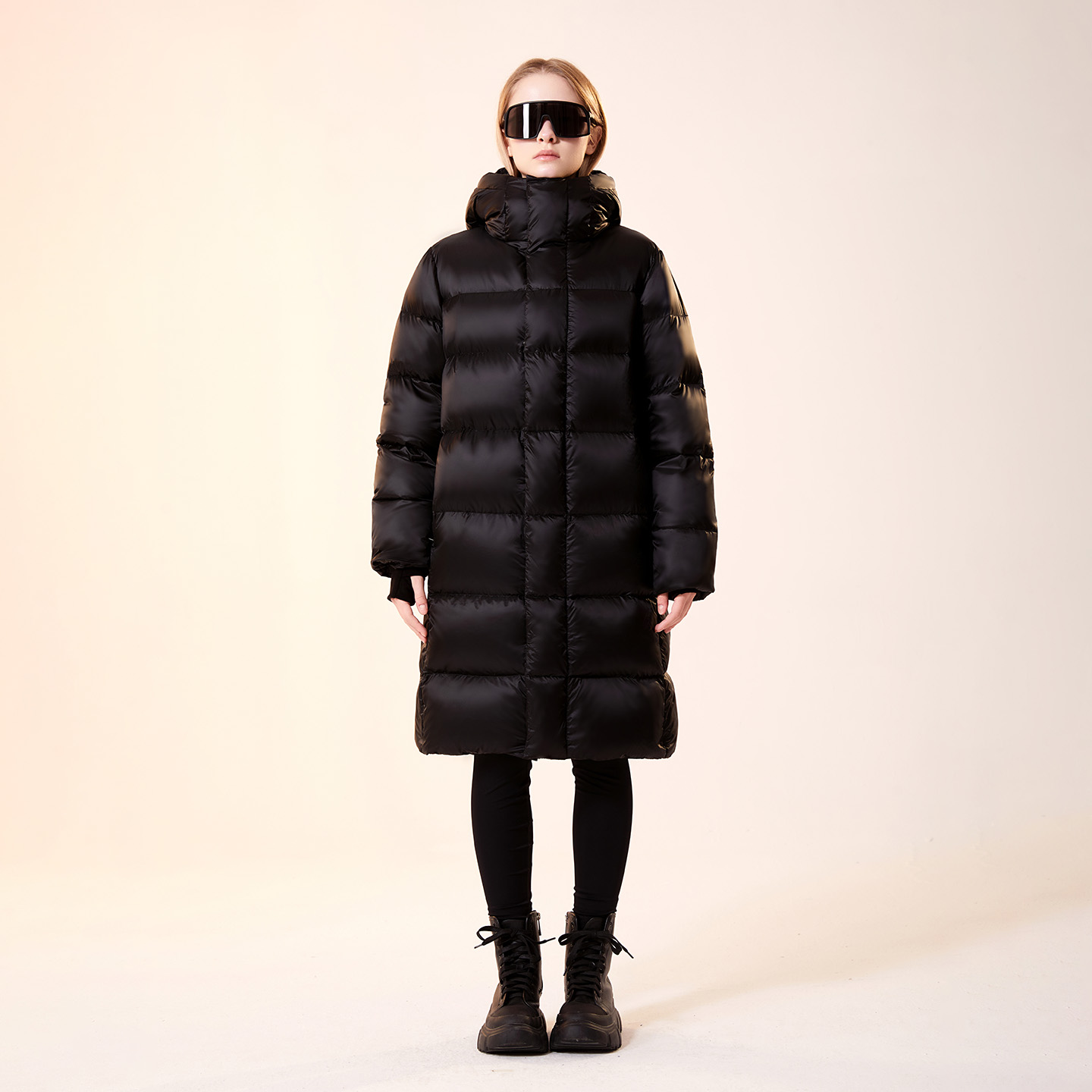 95%白鹅绒加厚情侣羽绒服