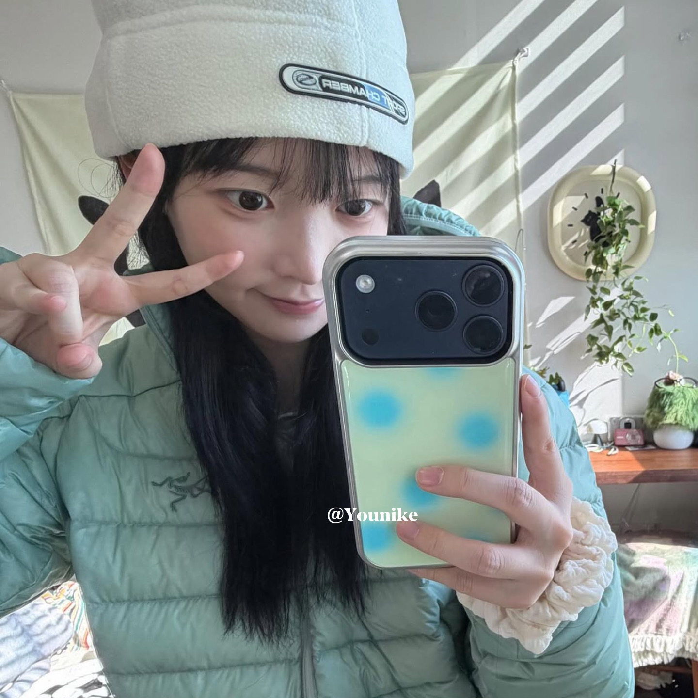 韩星爱豆权恩妃同款波点手机壳