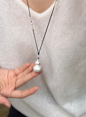 云隐古法磨砂葫芦吊坠长款毛衣链