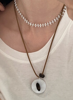 清冷中式长款圆盘项链