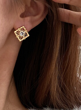 中古风镶钻镂空菱形耳钉微拉丝轻奢镶钻小众耳饰ins简约复古耳饰