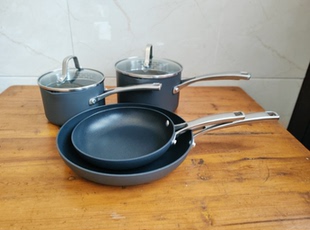 美酷 新经典硬质氧化无油烟不粘奶锅煎锅14 16.5cm 20.3cm 25.4cm