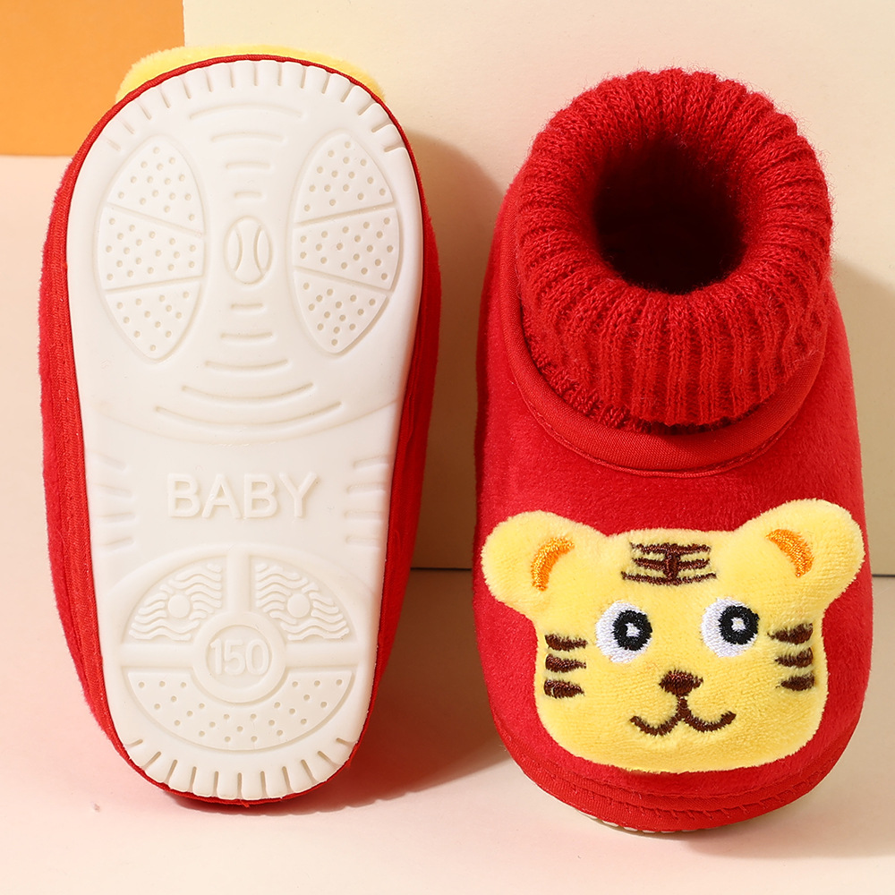 全棉母婴纯棉男女宝宝3-15个月软底防滑加绒保暖学步鞋袜不掉秋冬