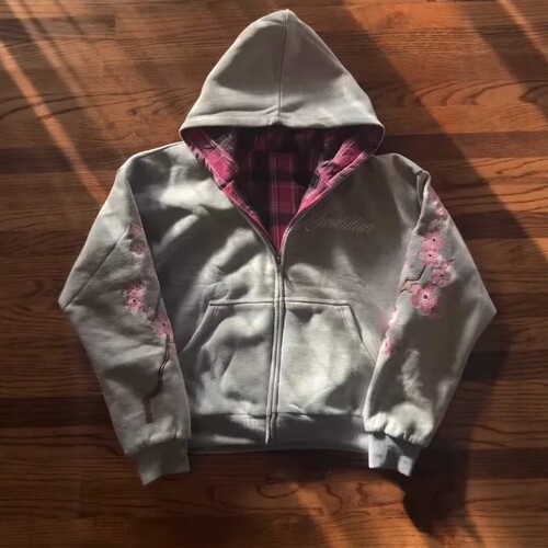 Embroideredsweatshirt