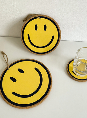 黄色笑脸表情软木隔热垫防烫餐垫 ins风挂绳桌垫锅垫碗盘垫子杯垫