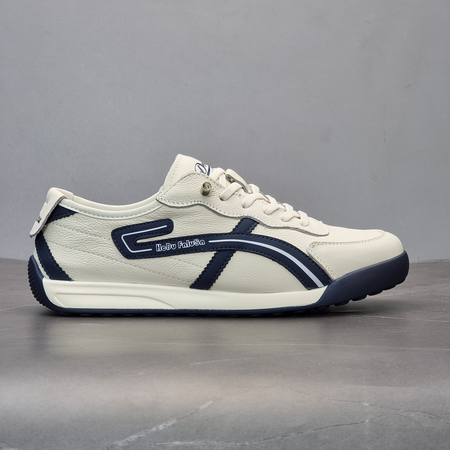 小白鞋2025新款真皮头层牛皮透气软底男士休闲鞋子德训阿甘鞋男鞋