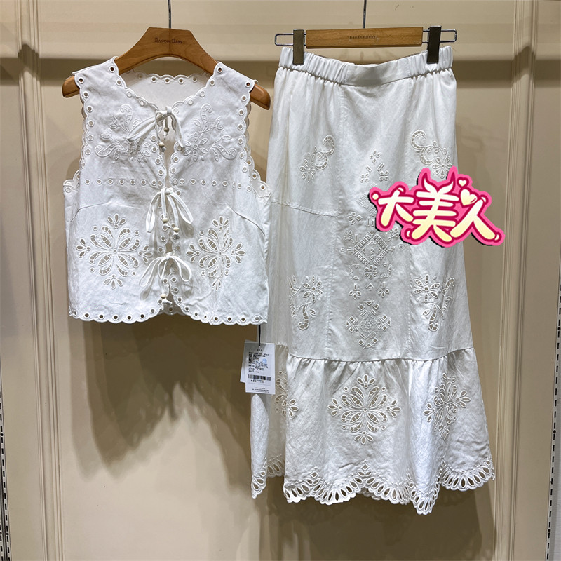 B2S2T022-1199BANANABABY2026夏季香蕉宝贝正品重工楼空绣花套装