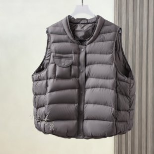 文艺圆领羽绒马甲蓬松短款轻薄款2025冬季新款白鸭绒背心时尚外套