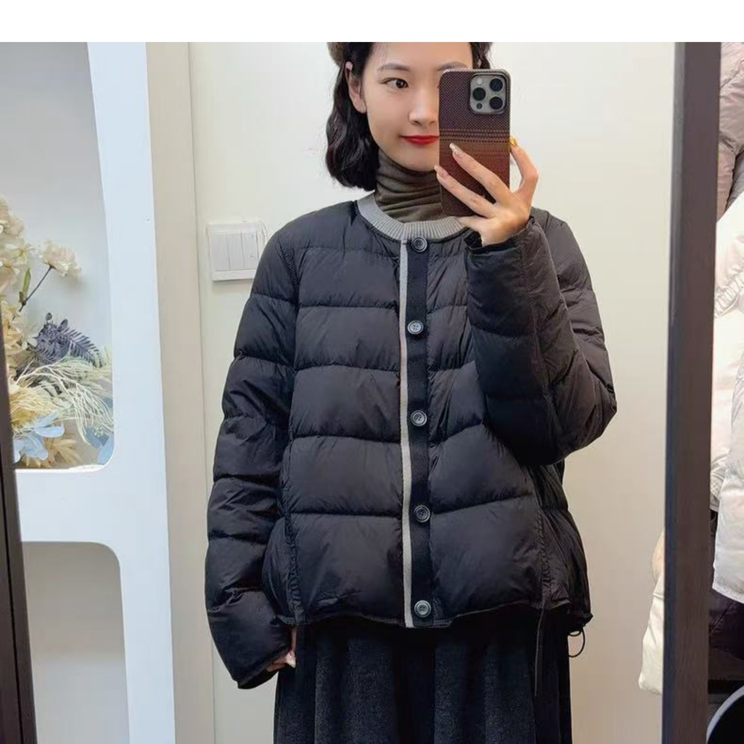 冬季文艺休闲圆领百搭羽绒服