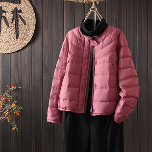 冬季文艺范圆领时尚90%白鸭绒轻薄羽绒服女宽松减龄蓬松短款外套