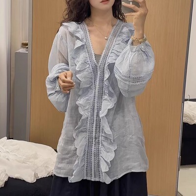 镂空时尚荷叶边拼接苎麻纯色上衣