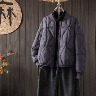2025时尚轻薄羽绒服女士短款棒球领设计百搭廓形秋冬加厚保暖外套