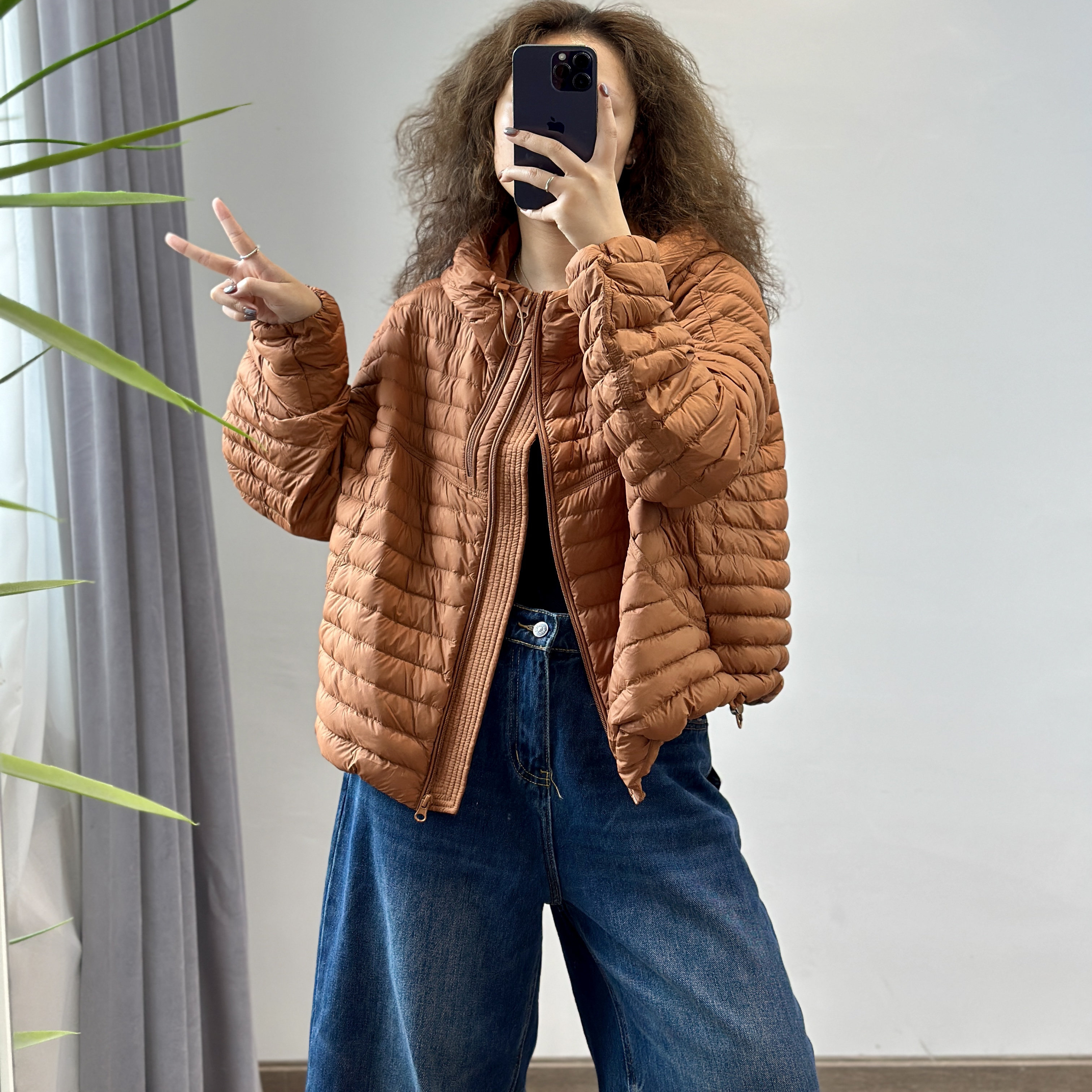 轻薄羽绒服女士连帽宽松百搭简约